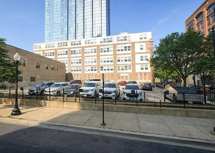 Mccormick 6b/4ba Luxury W Jacuzzi/group Apartment *